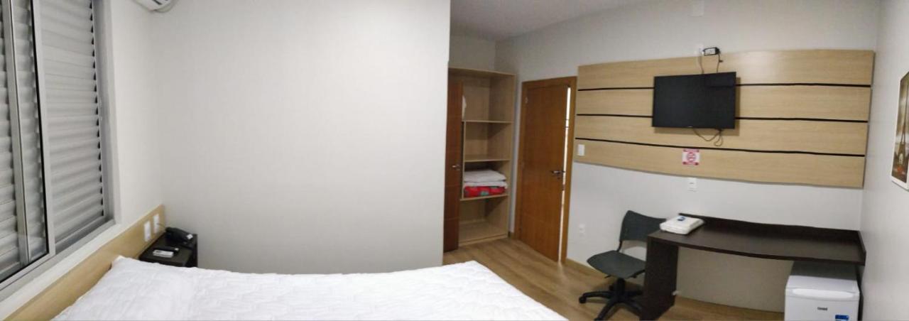 Hotel Lisbor Francisco Beltrão Buitenkant foto