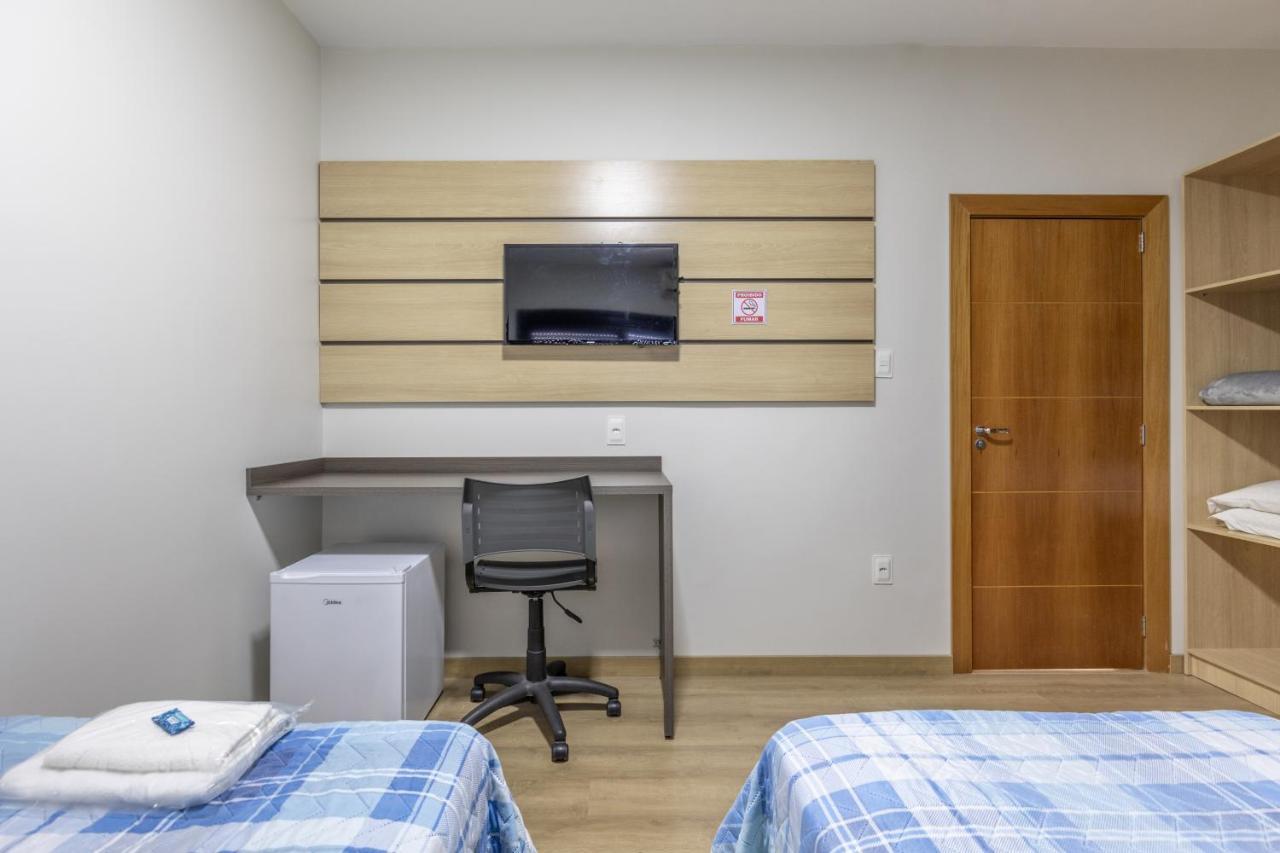 Hotel Lisbor Francisco Beltrão Buitenkant foto