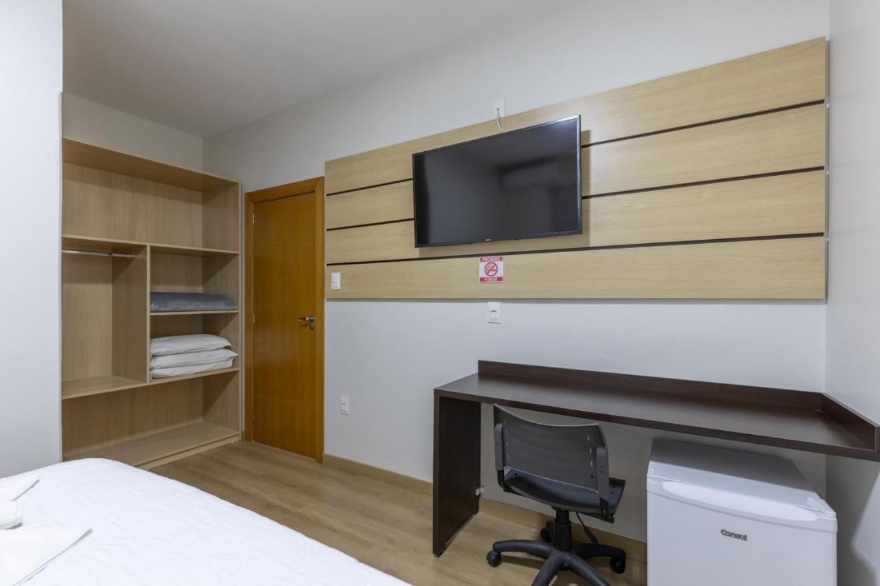 Hotel Lisbor Francisco Beltrão Buitenkant foto